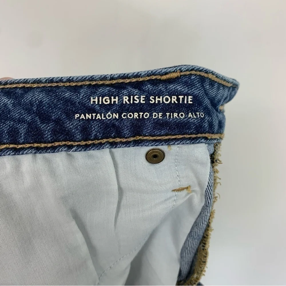 Universal Thread High Rise Shortie Jean Shorts Medium Wash Size 10